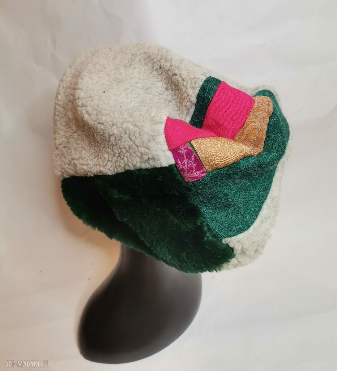 Ciepła czapka zimowa Baranek w stylu folk boho - patchwork na podszewce