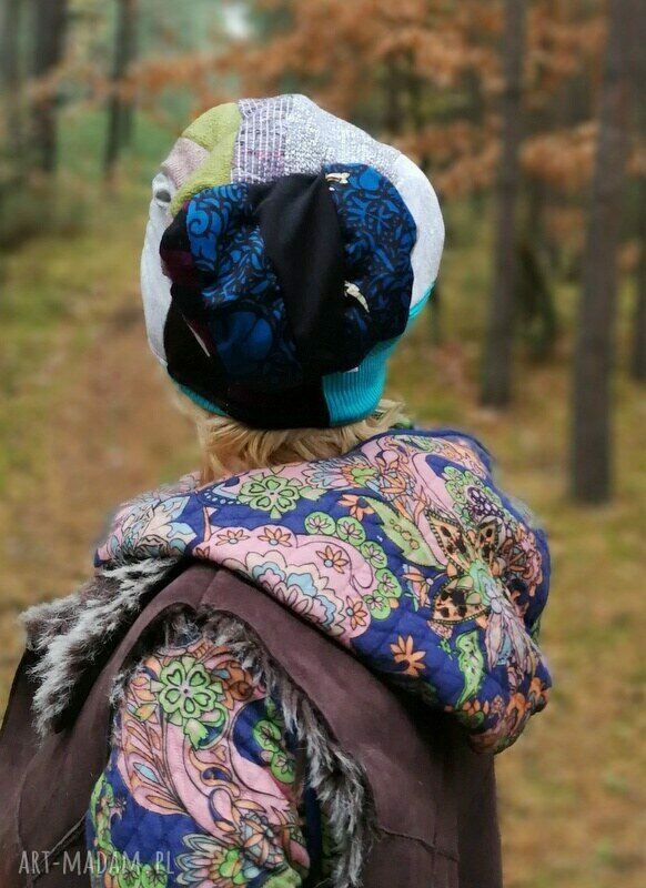 Ciepła zimowa czapka damska patchworkowa handmade (bawełna, etno i boho)