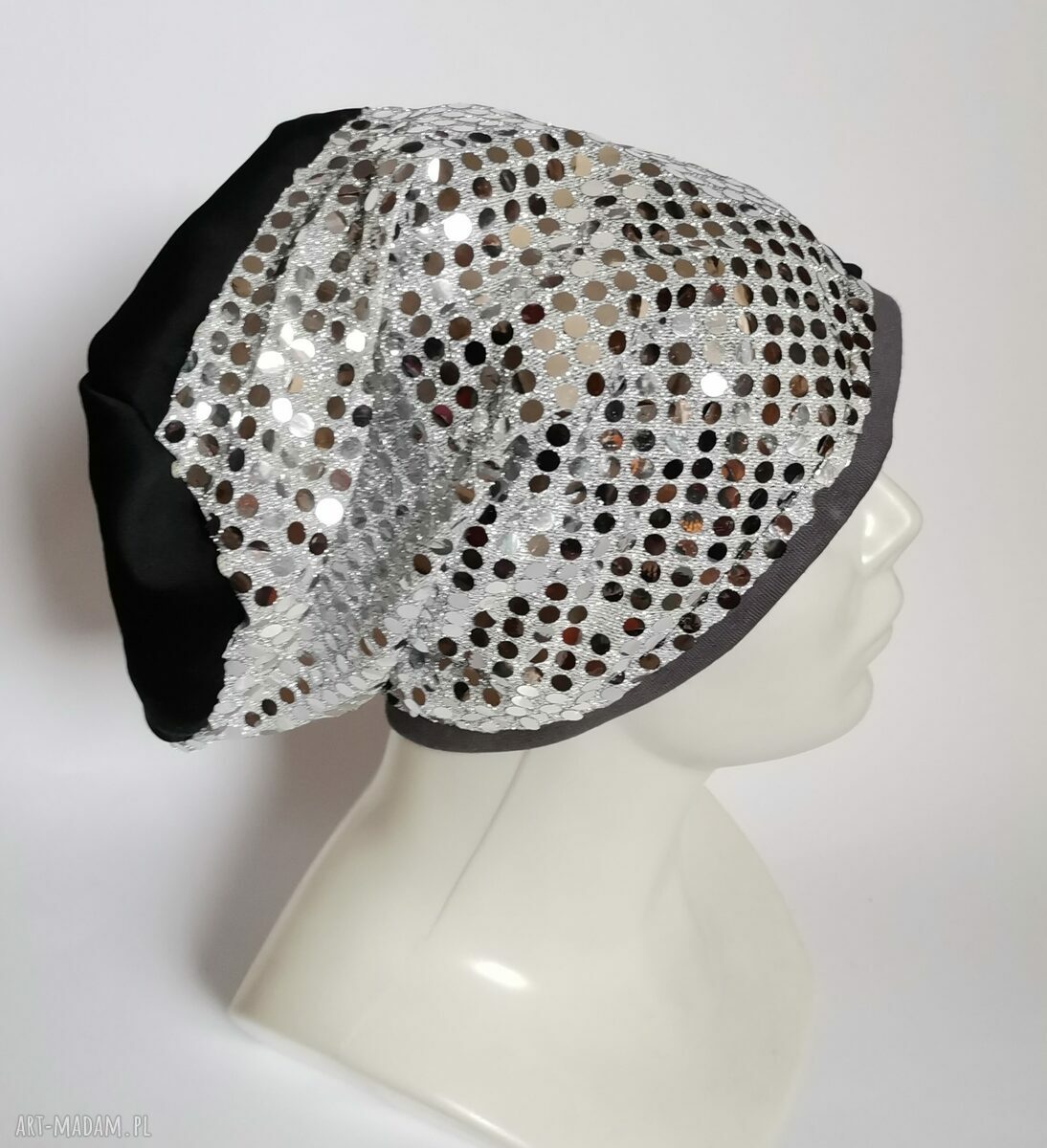 Kolorowa czapka damska z podszewką w cekinowym boho stylu (58-59 cm)