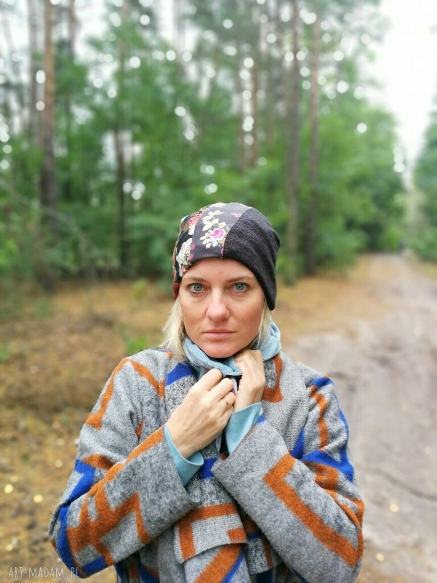 Czapka damska etno boho folk w kratkę - ręcznie robiona, rozmiar uniwersalny
