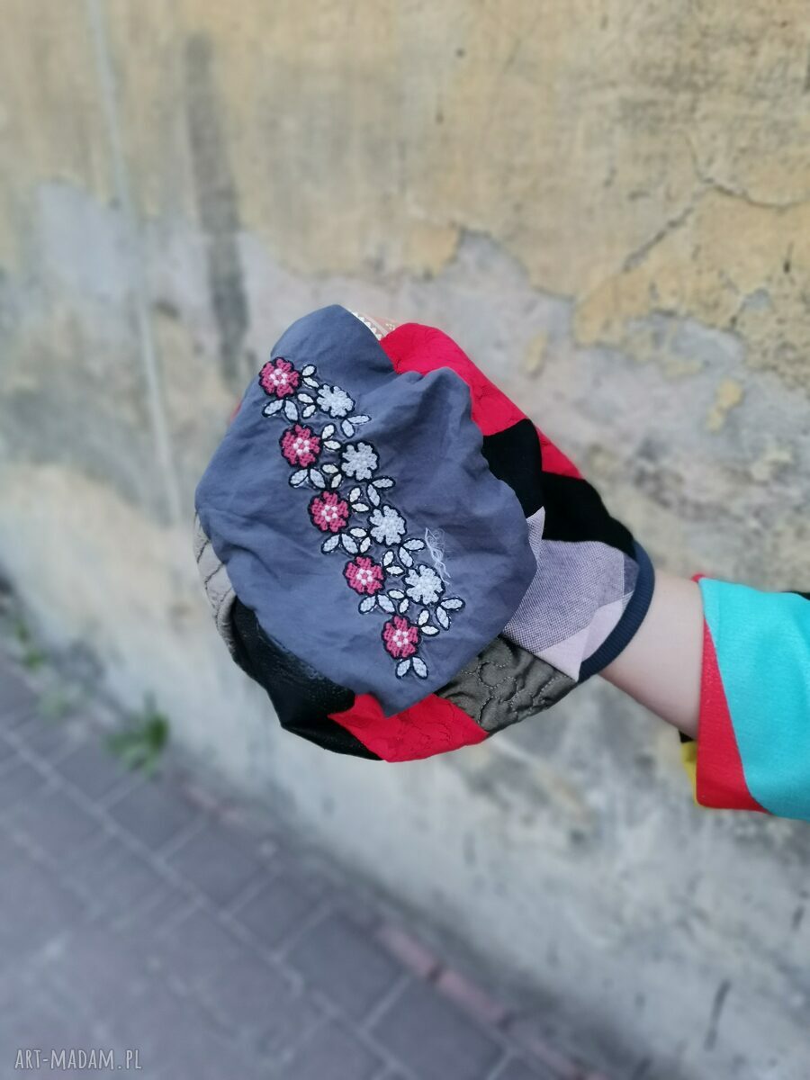 Czapka damska patchworkowa na podszewce - uniwersalna boho i kolorowa