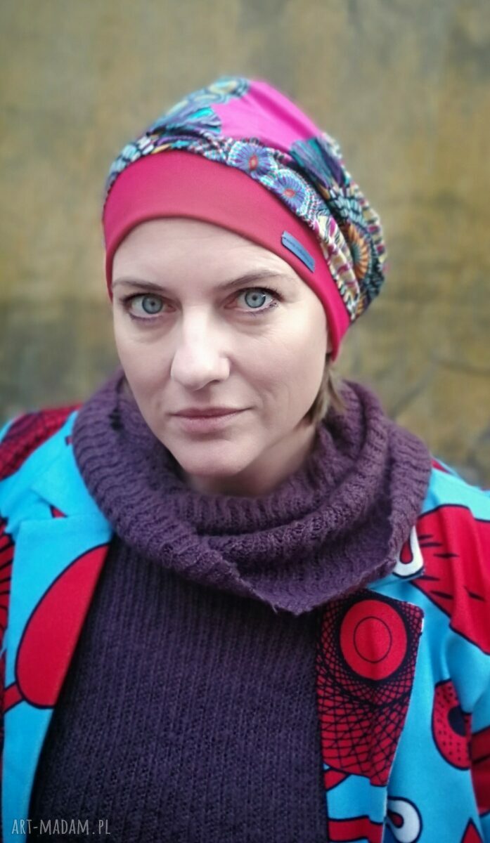 Kolorowa czapka damska folk na podszewce - one size