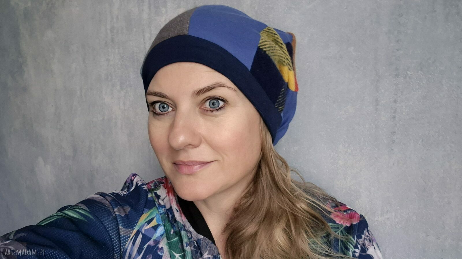 Czapka patchworkowa boho w kratę na podszewce - unisex