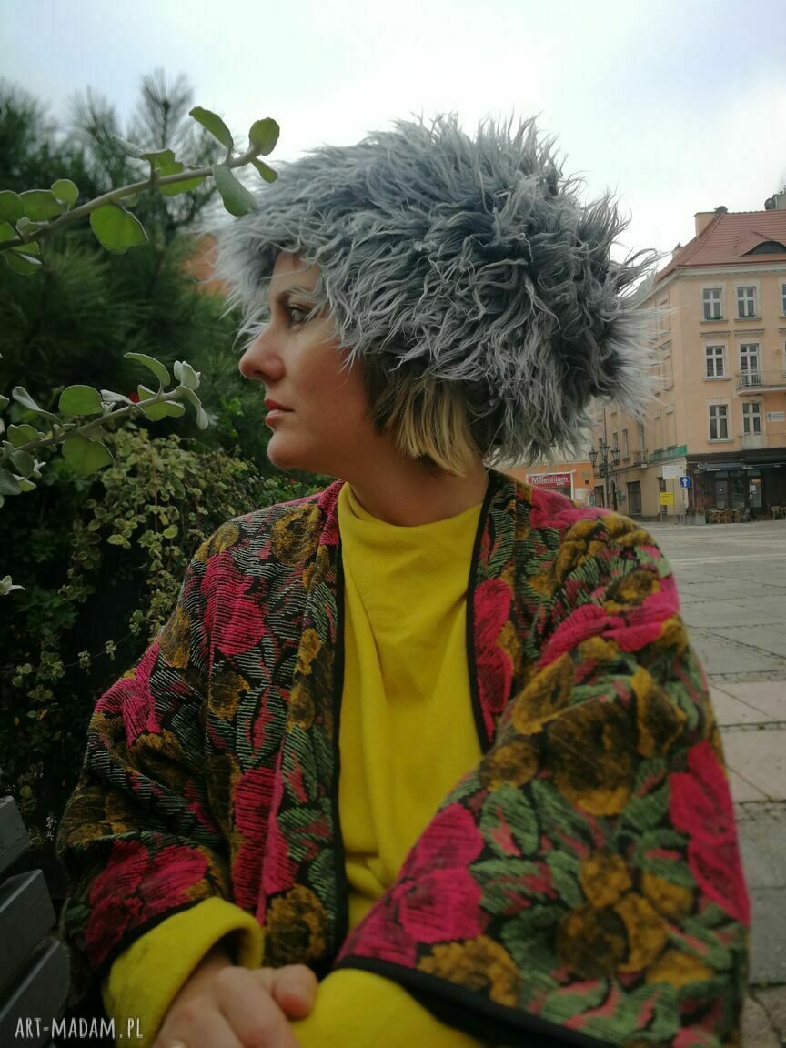 Ciepła czapka damska futrzana w stylu boho Ruda Klara - podszewka i rozmiar 58-59 cm