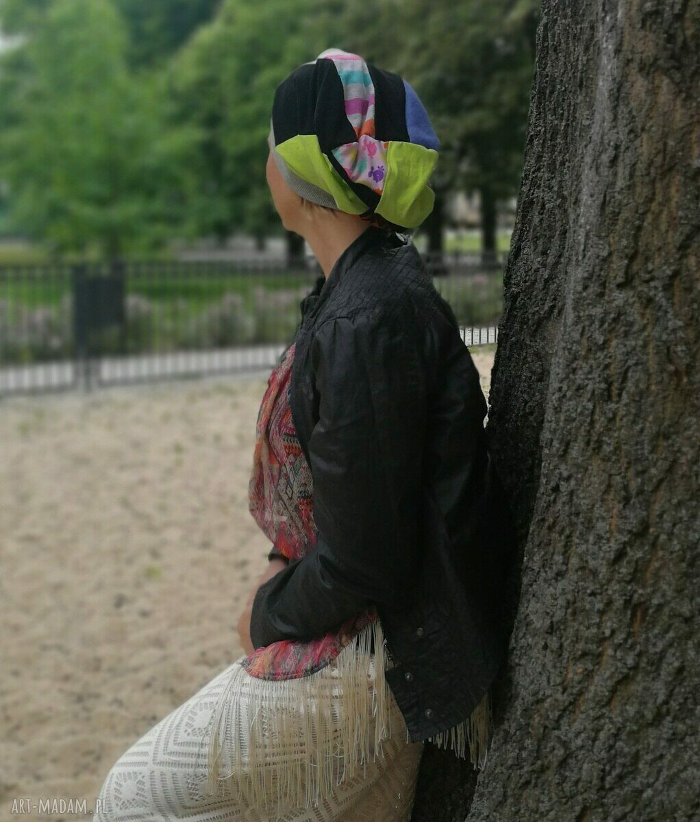 Czapka damska patchworkowa boho folk - długa smerfetka na podszewce
