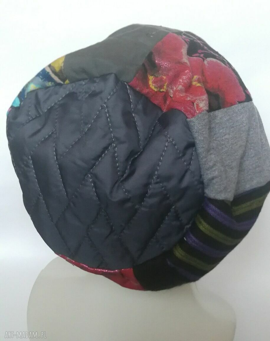 Ciepła czapka damska patchworkowa na podszewce - rozmiar uniwersalny (handmade)