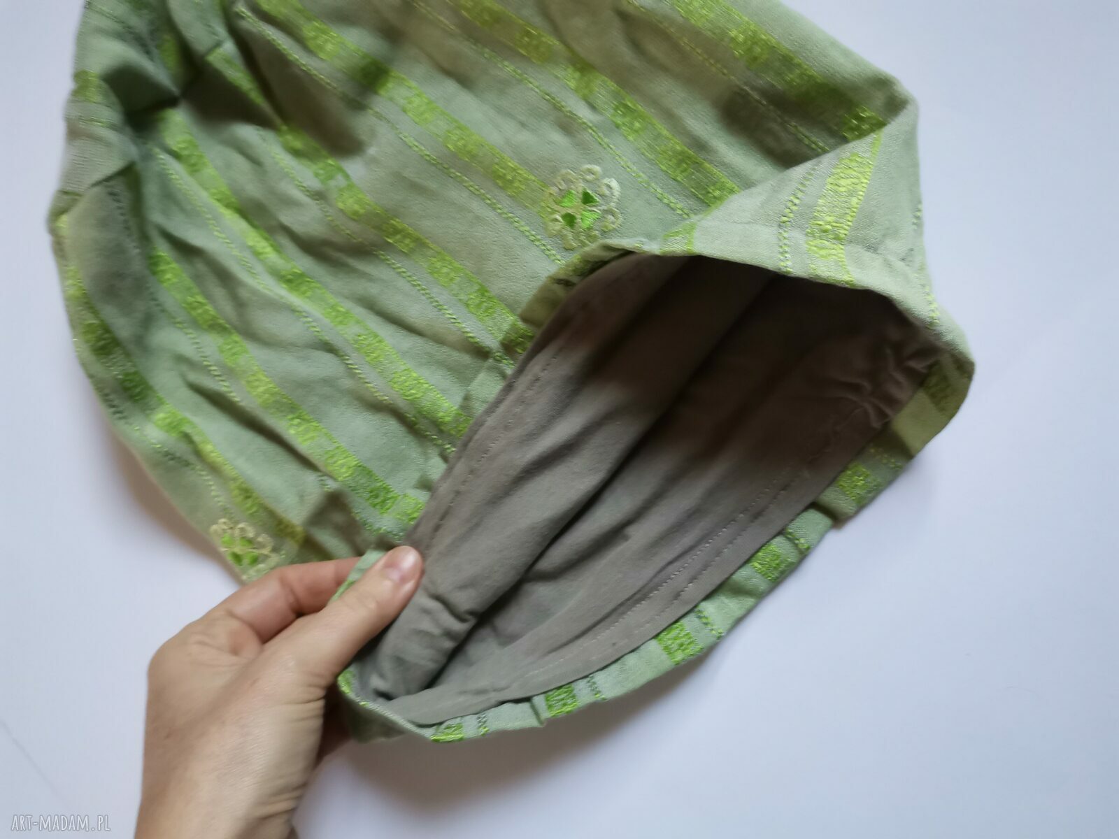 Czapka damska materiałowa nierozciągliwa na podszewce - rozmiar 59 cm (Ruda Klara)