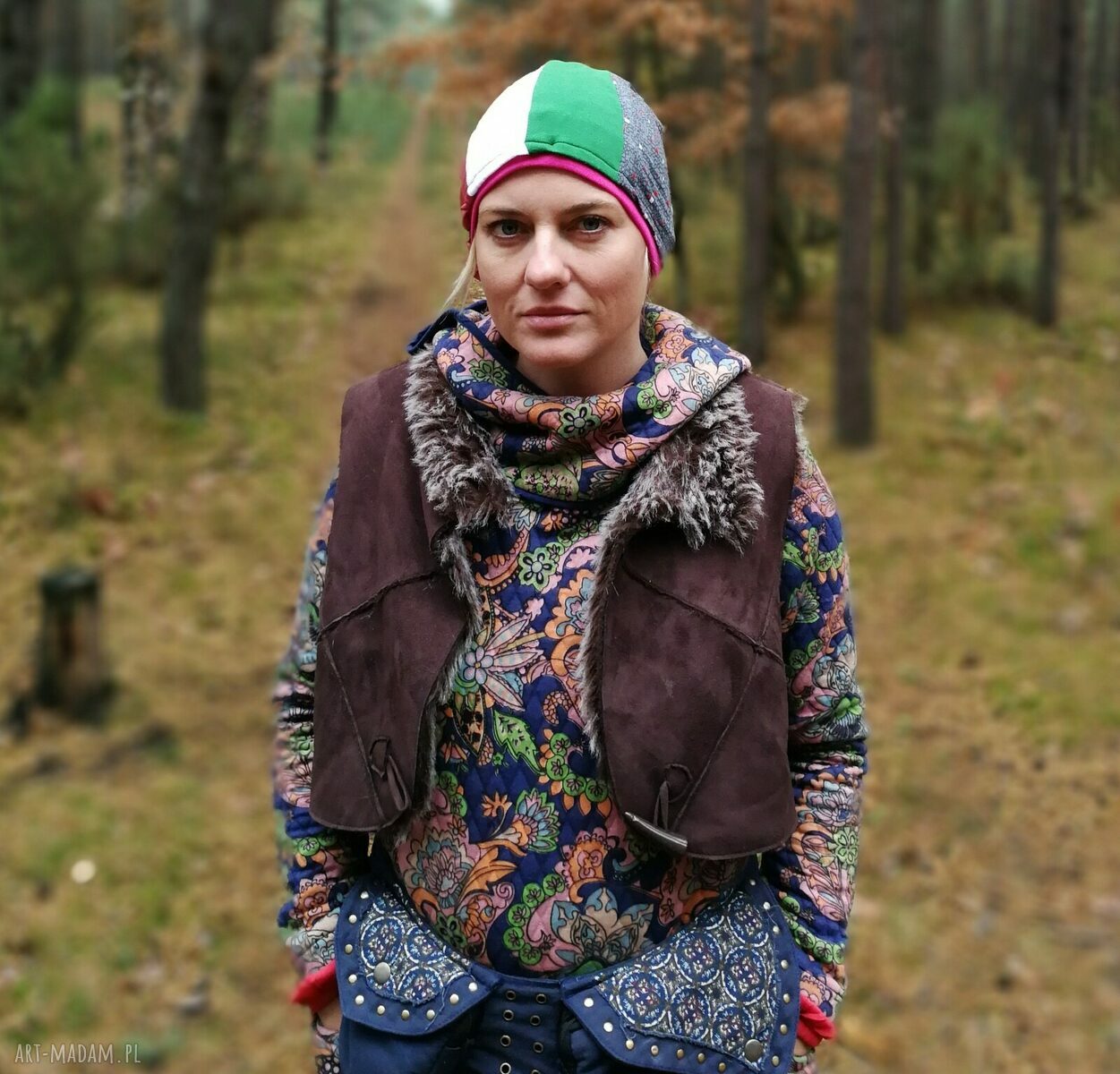 Kolorowa czapka damska patchworkowa dresowa etno boho - na podszewce