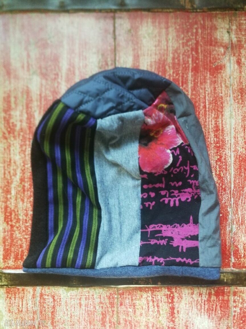Ciepła czapka damska patchworkowa na podszewce - rozmiar uniwersalny (handmade)