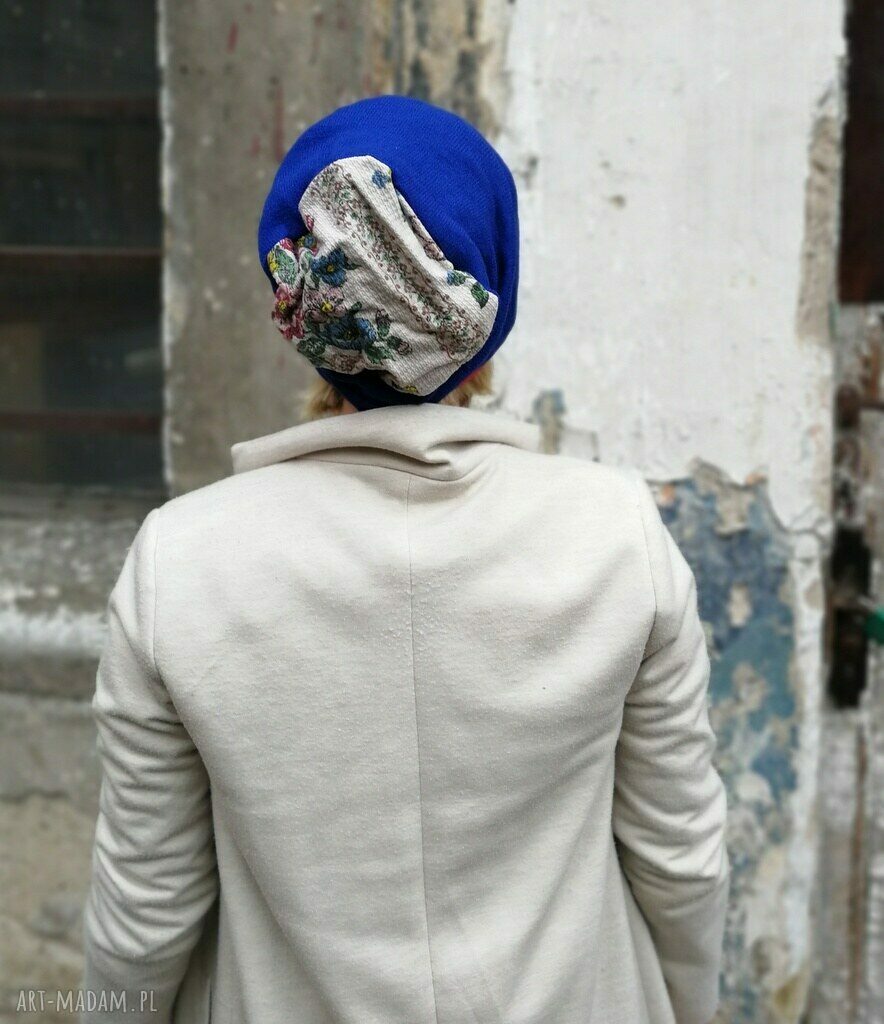 Czapka damska przejściowa Smerfetka na podszewce w turbanowym stylu