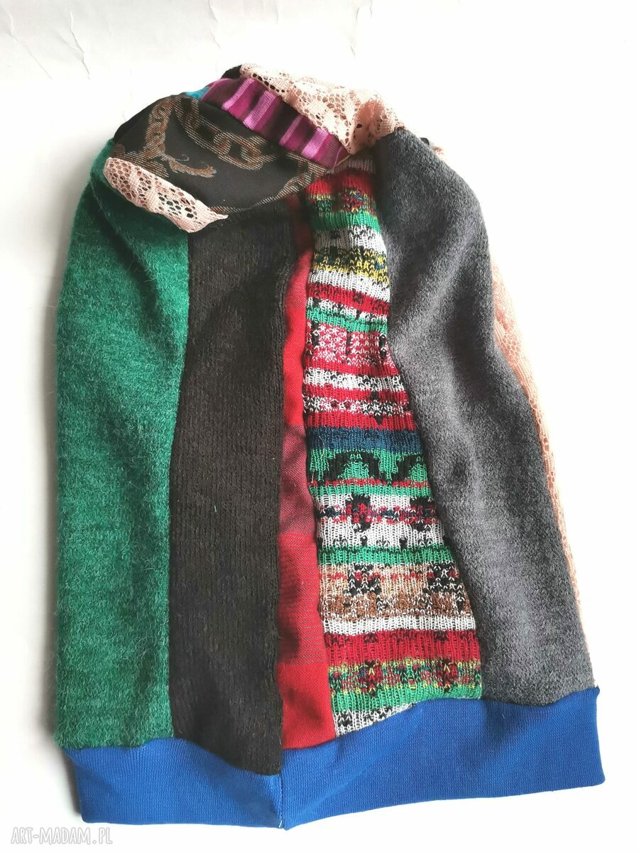 Czapka damska patchworkowa na podszewce (uniwersalna) boho - etno z koronką i złotymi akcentami