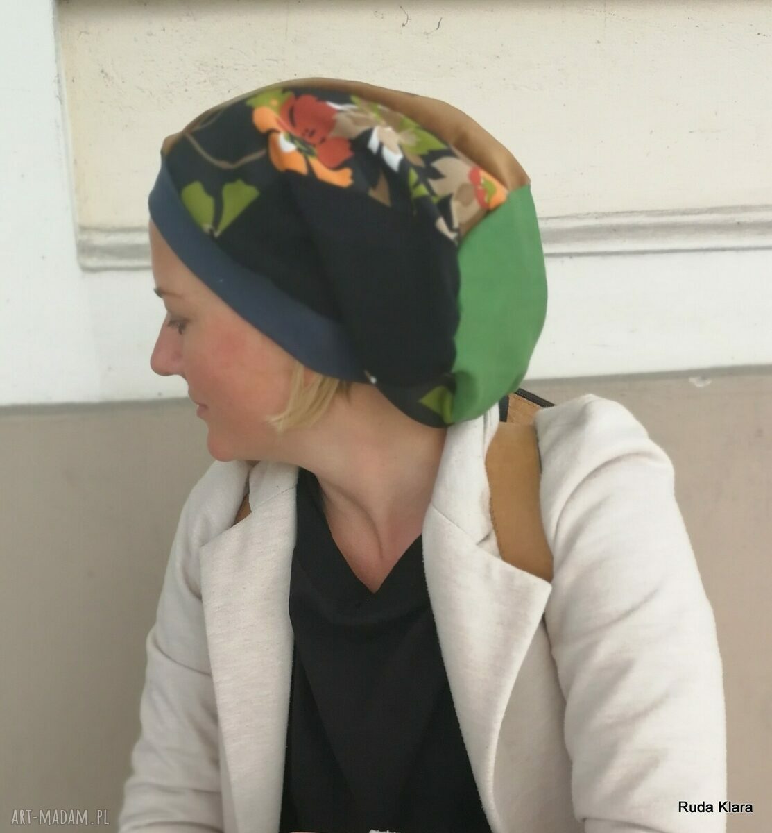 Ręcznie szyta czapka damska patchworkowa na podszewce - rozmiar uniwersalny