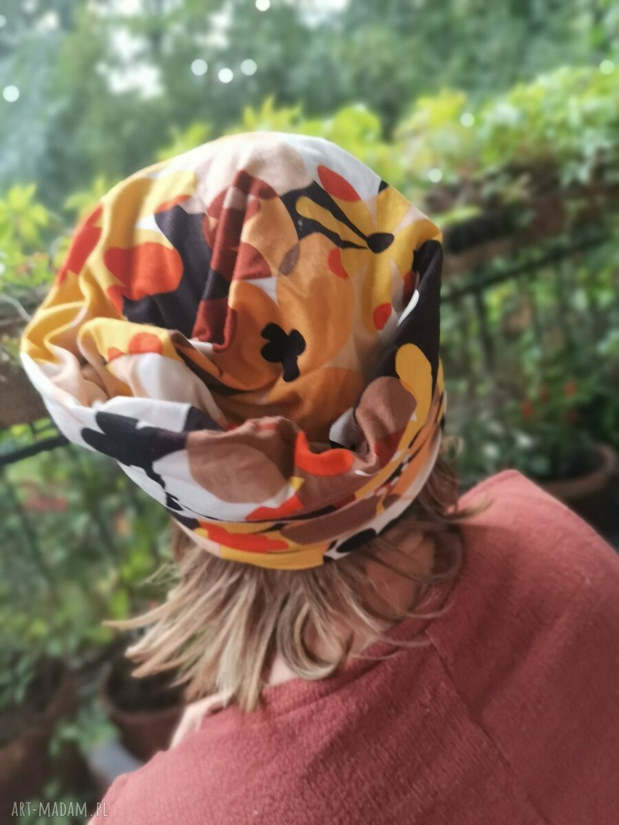 Czapka damska przylegająca Smerfetka - rozmiar 56-57 cm