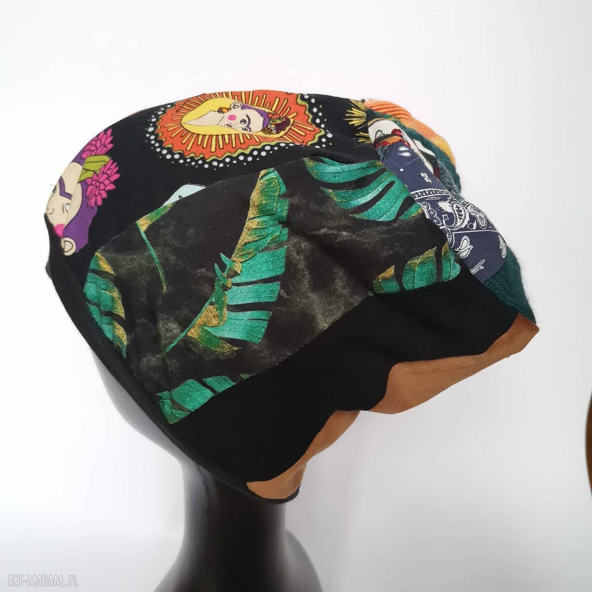 Czapka damska patchworkowa etno boho folk - uniwersalna na podszewce (box 44)