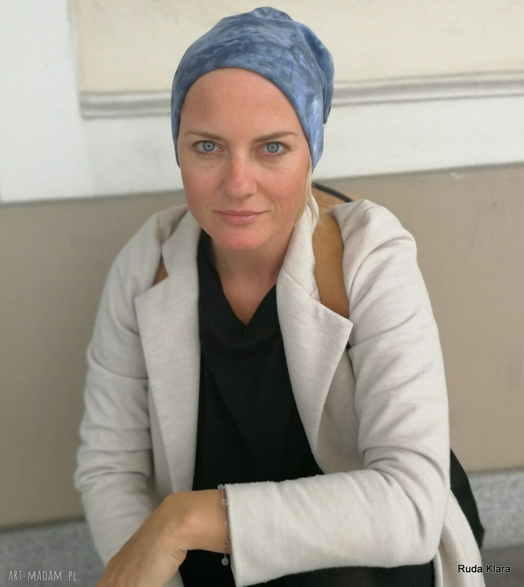 Niebieska czapka damska boho na podszewce - rozmiar uniwersalny