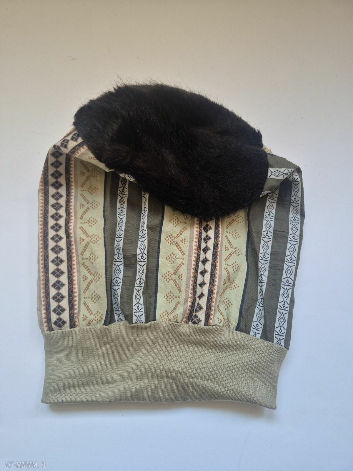 Czapka damska Smerfetka patchwork na podszewce - ręcznie robiona