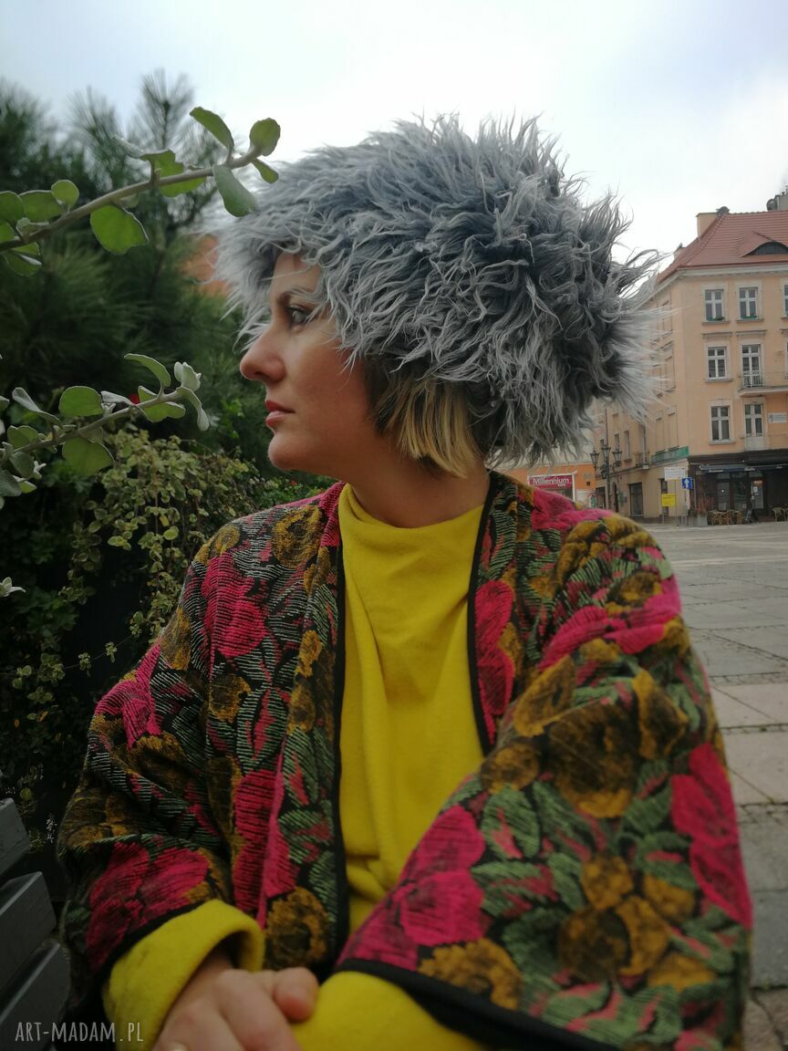 Czapka damska futrzana boho folk z podszewką 58-59 cm (Ruda Klara)