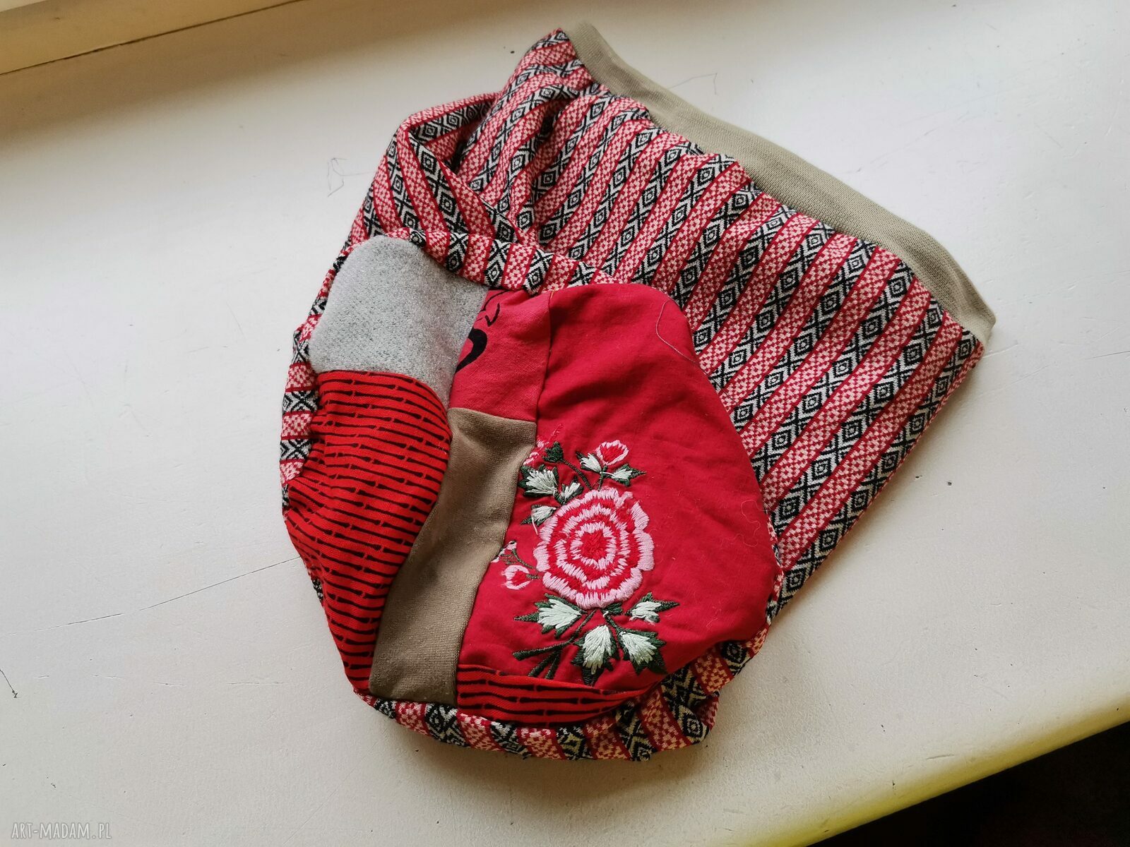 Czapka damska Boho z podszewką - etno kolorowa, obwód uniwersalny