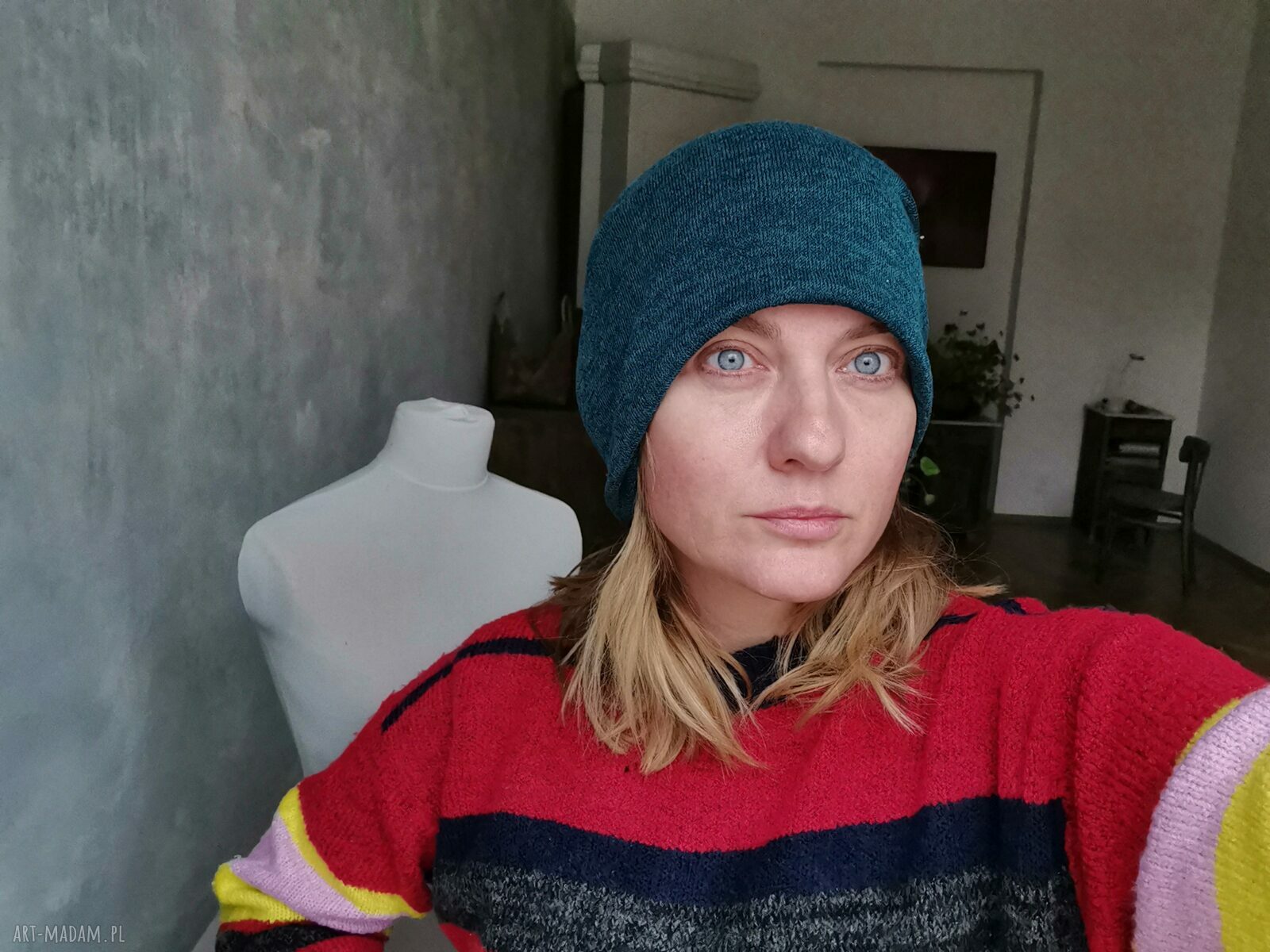 Czapka unisex Frida - butelkowa zieleń na podszewce, etno-boho