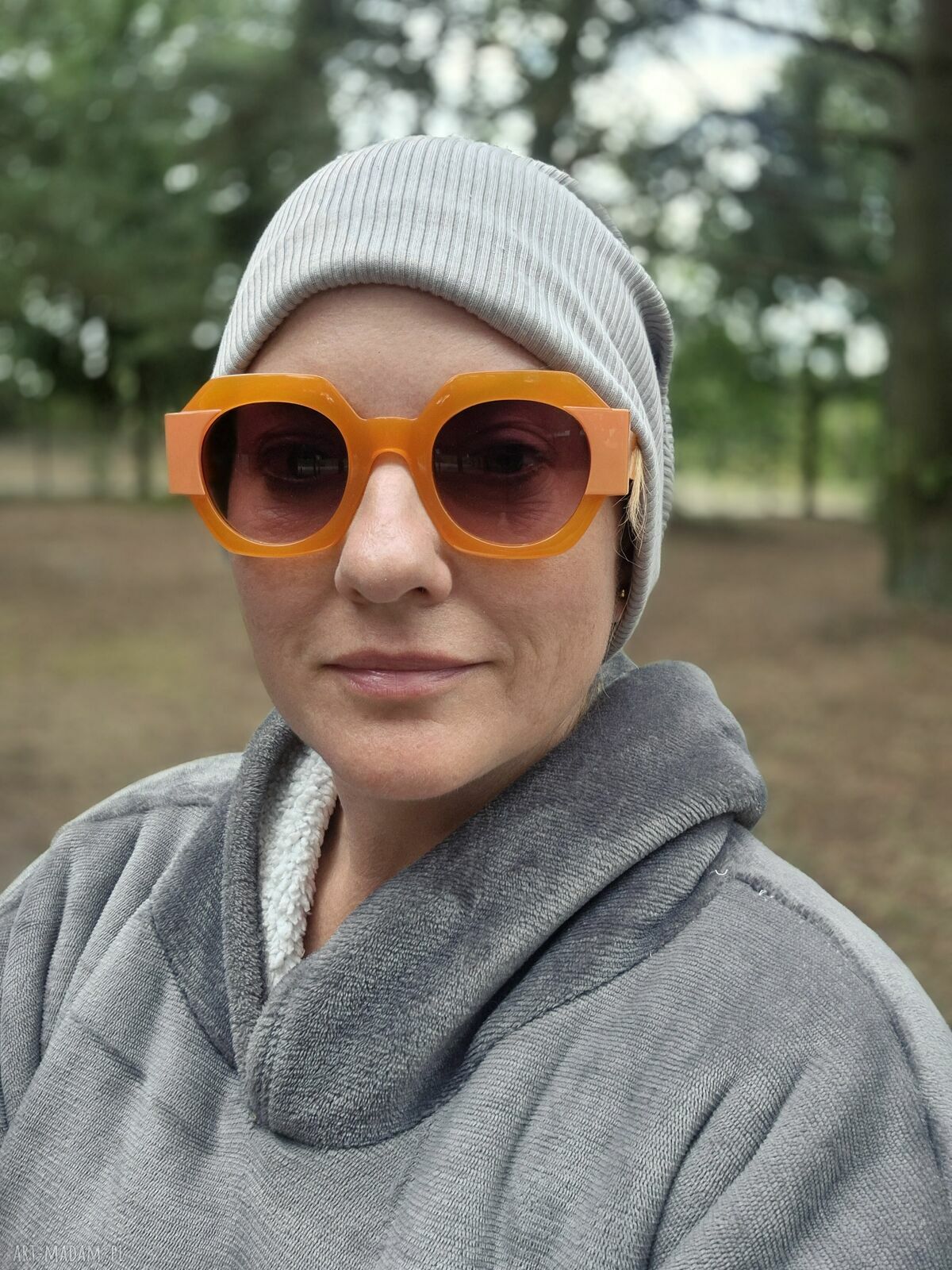 Czapka damska na podszewce - rozmiar M ręcznie szyta - kolorowa