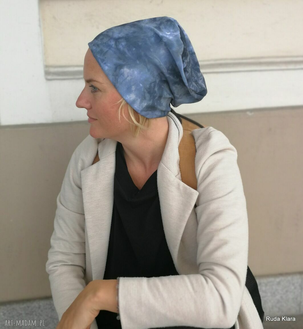 Niebieska czapka damska boho na podszewce - rozmiar uniwersalny