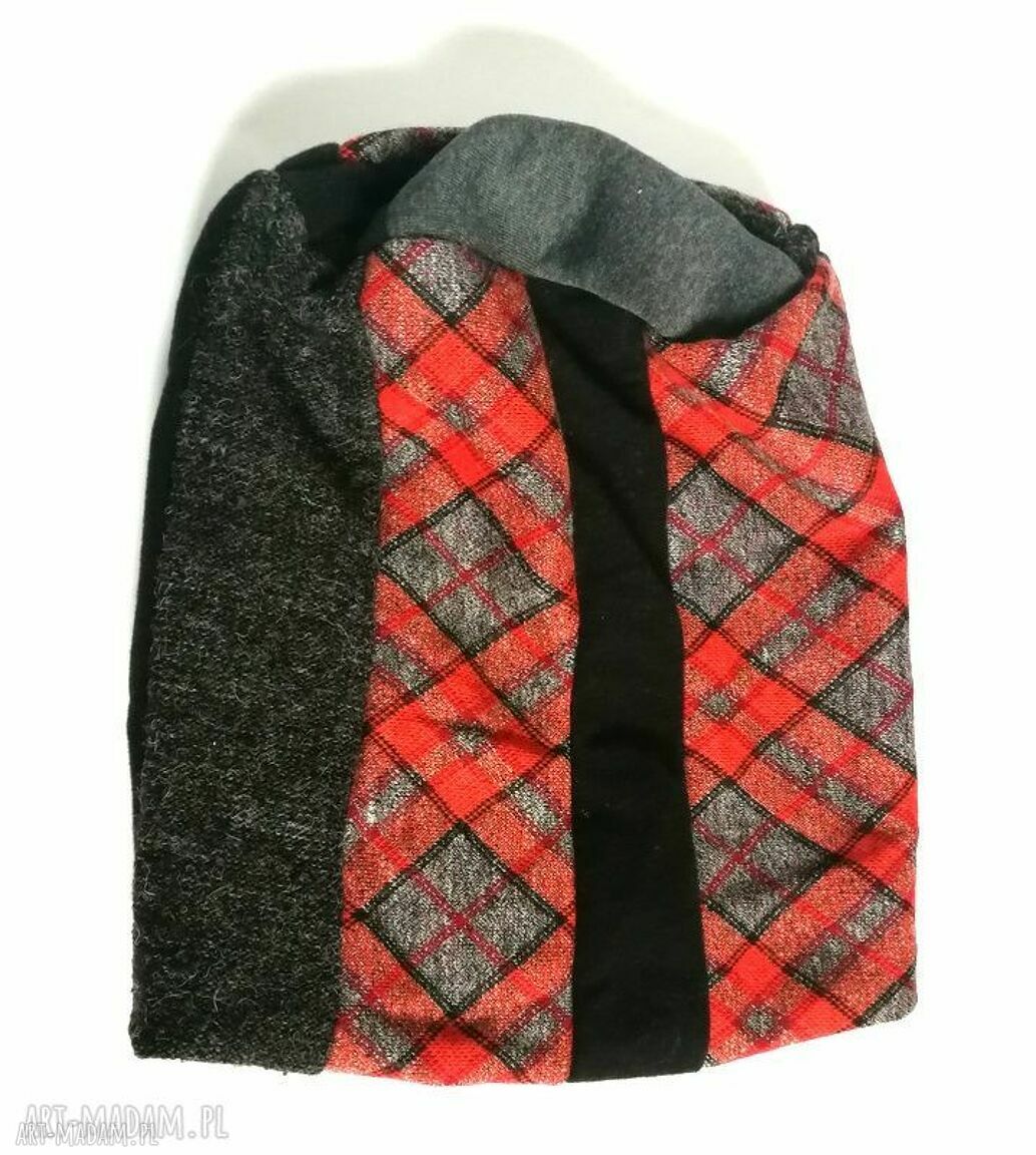 Czapka damska z dresówki patchwork - szkocka kratka boho etno folk
