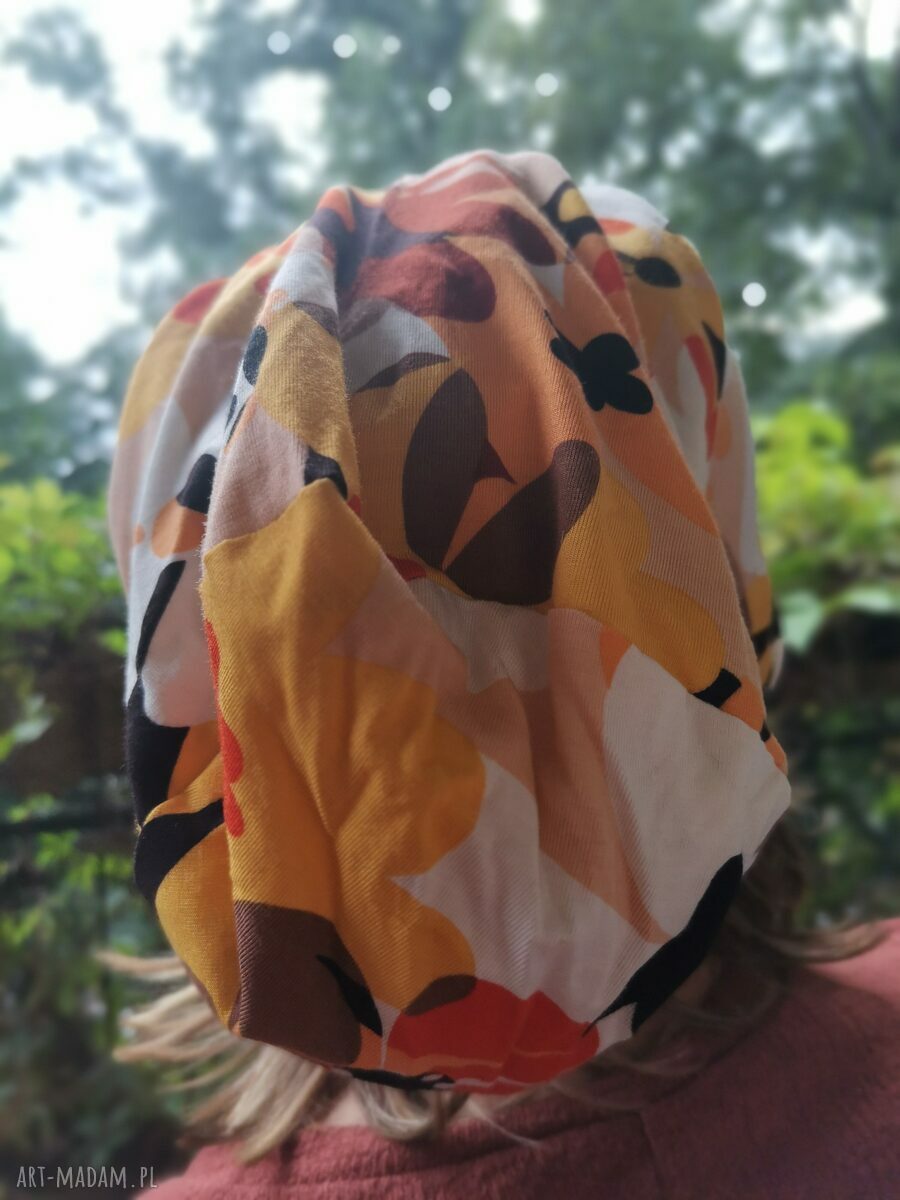 Czapka damska przylegająca Smerfetka - rozmiar 56-57 cm