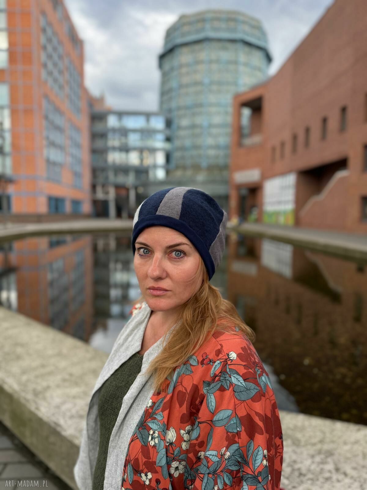 Kolorowa czapka damska Smerfetka boho z podszewką - rozmiar uniwersalny