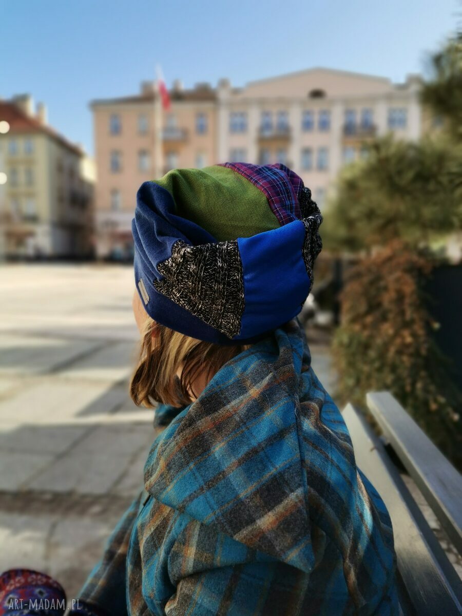 Czapka damska Smerfetka - długa czapka folk z podszewką