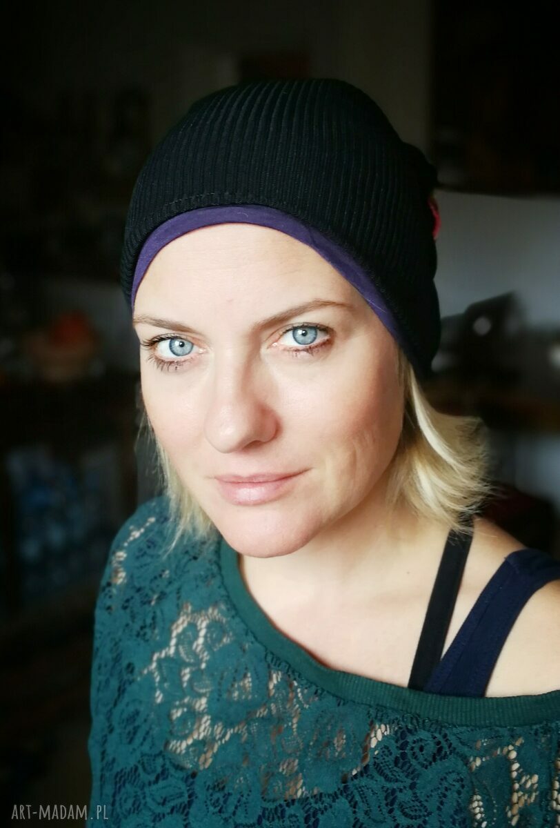 Sportowa czapka damska Etno-Boho Folk Box As - rozmiar uniwersalny