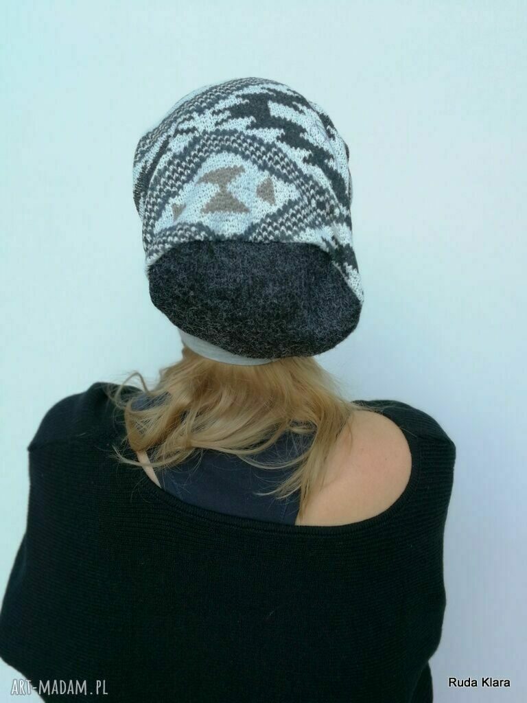 Czapka damska w odcieniach szarości handmade na podszewce
