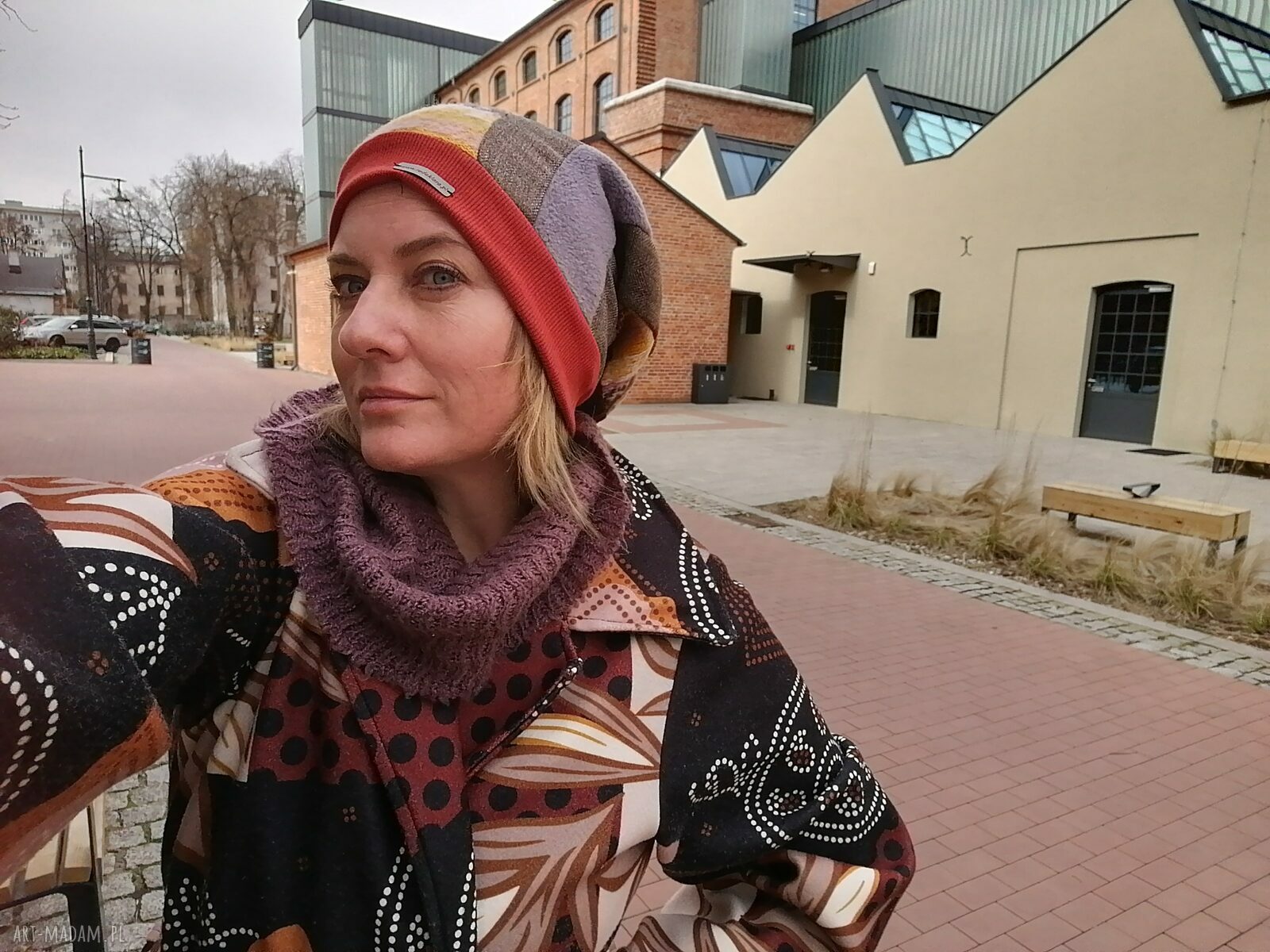 Czapka dla oryginalnych ludzi - patchworkowa i uniwersalna na co dzień
