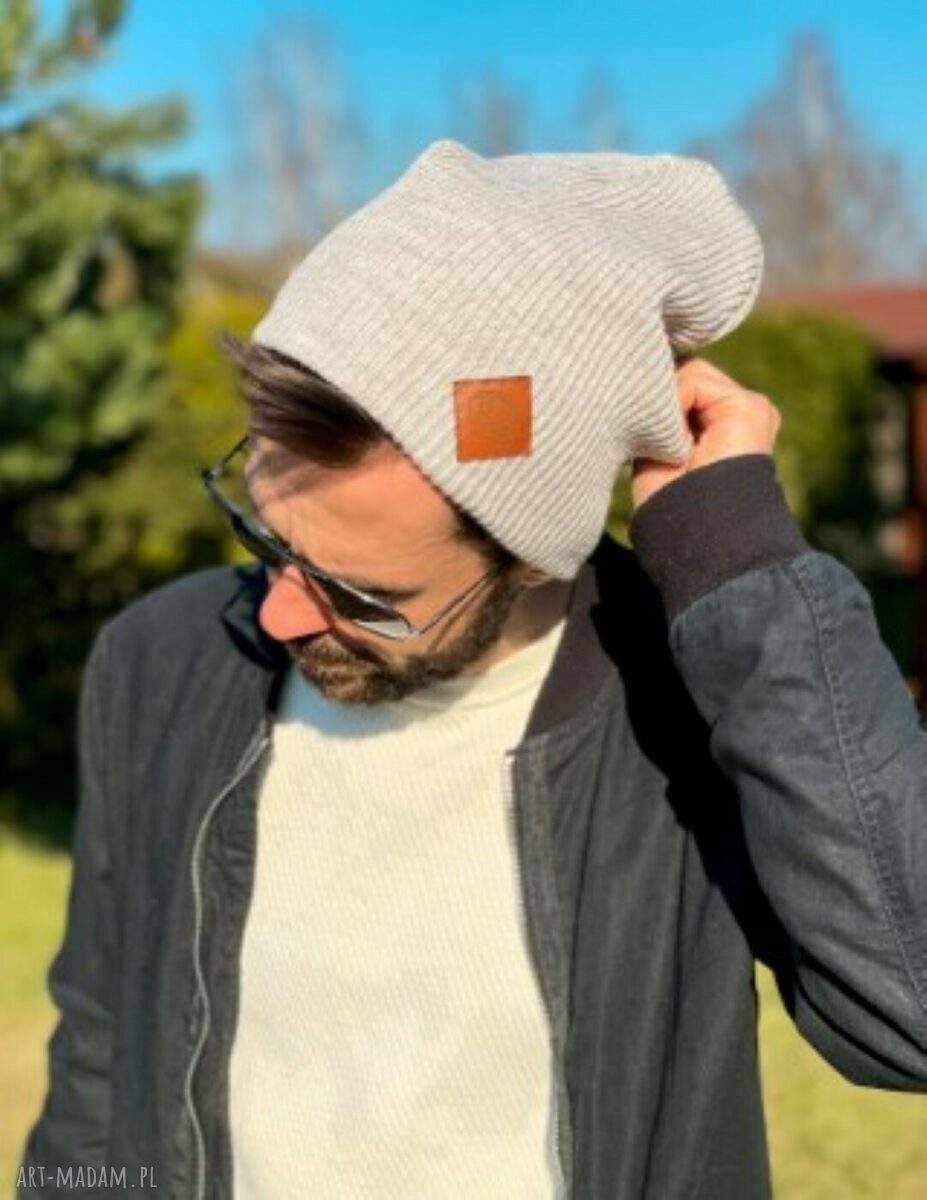Czapka dwustronna logo z ekoskórki - jasny beż (beanie)