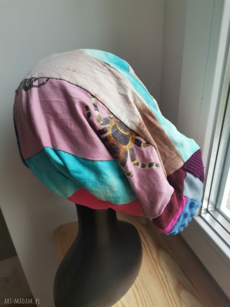Długa czapka patchworkowa z podszewką - folk boho z frędzlami