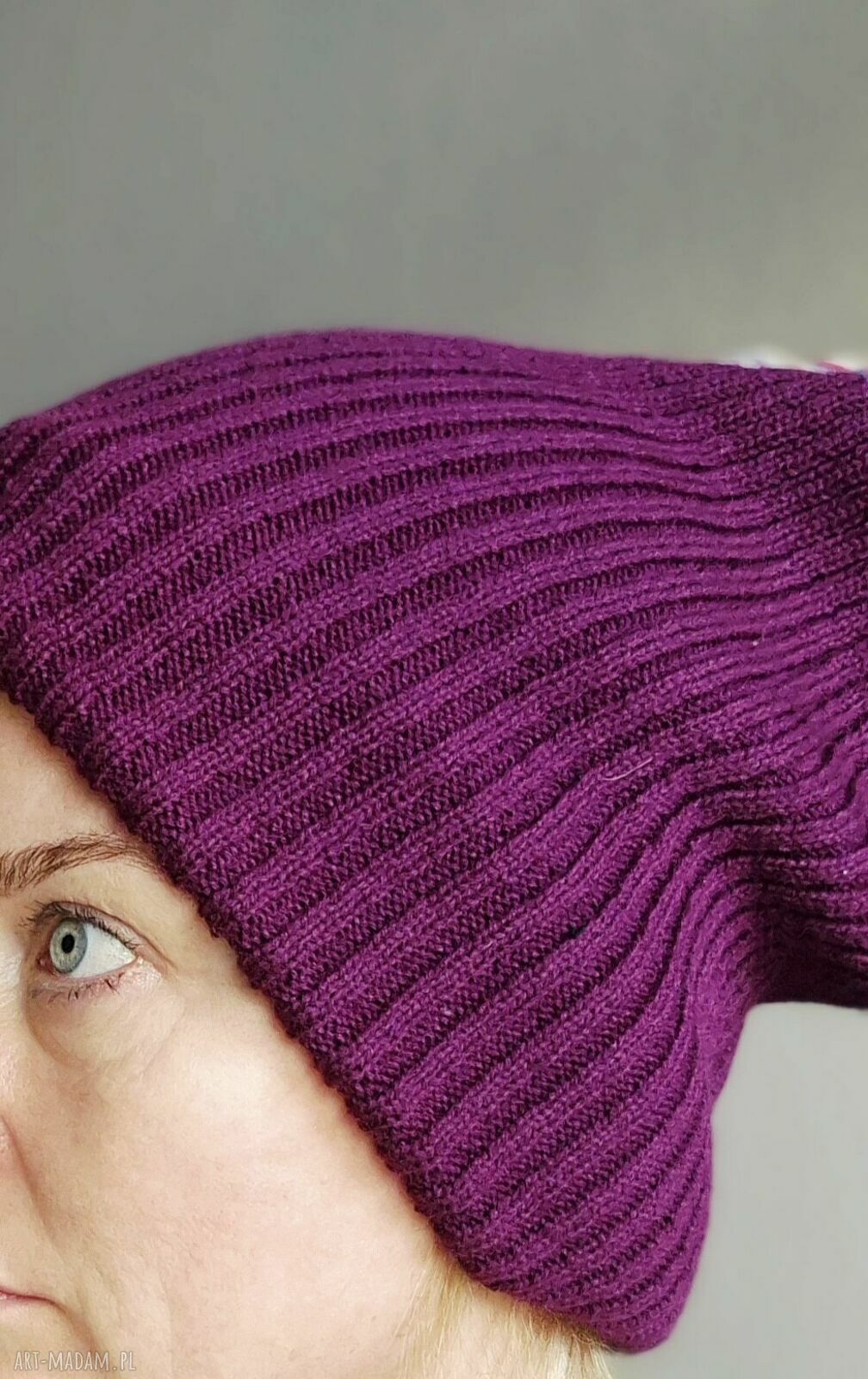 Fioletowa czapka wiosenna handmade na podszewce - rozmiar uniwersalny