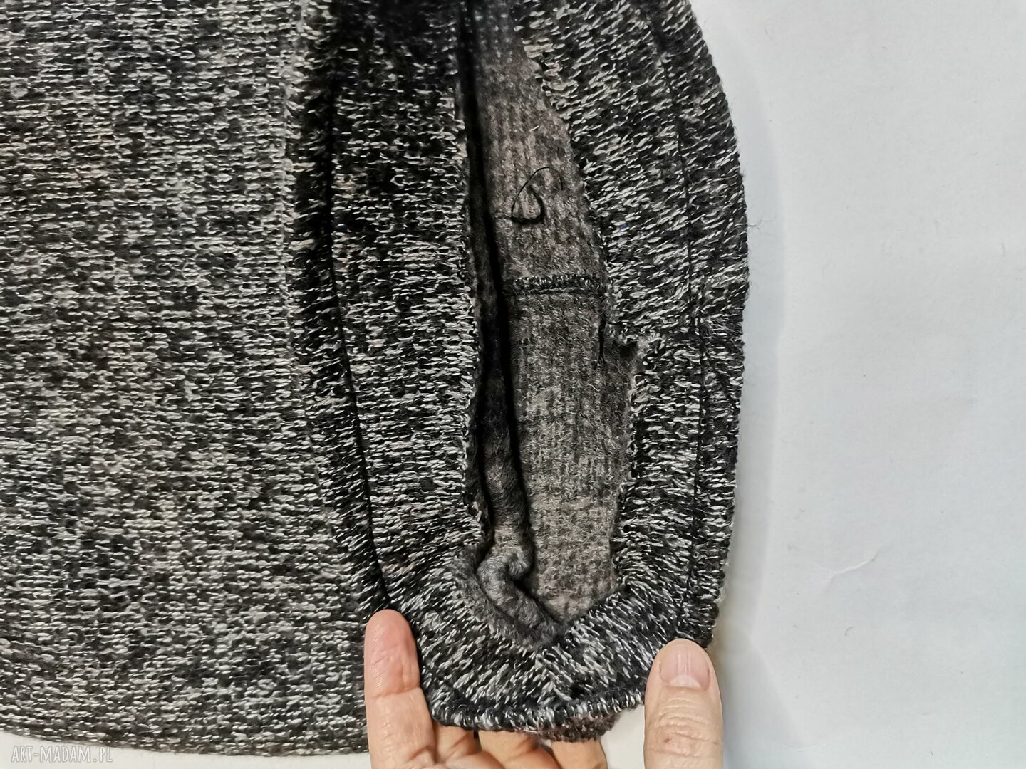 Grafitowa czapka handmade na małą głowę (56-57 cm) - bez podszewki