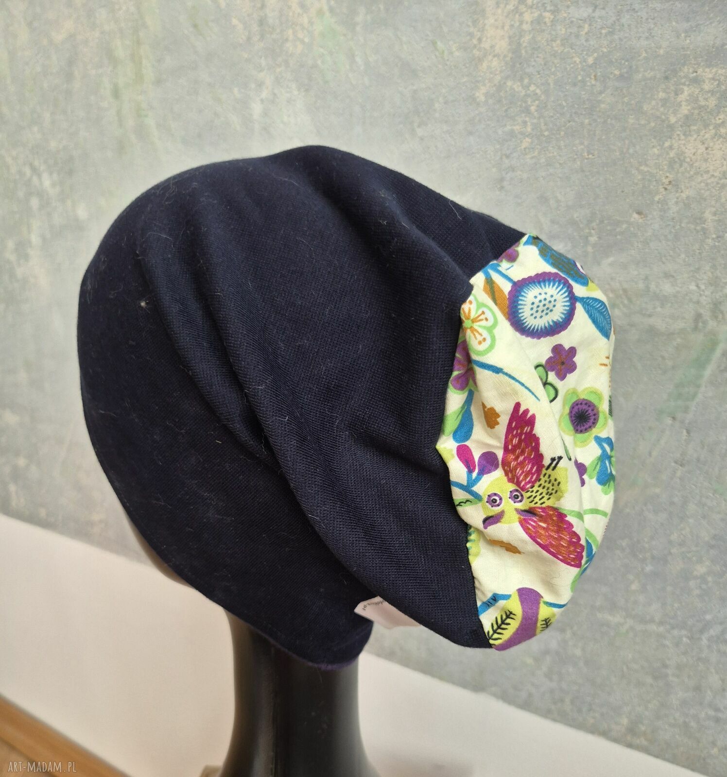 Granatowa czapka smerfetka handmade na podszewce