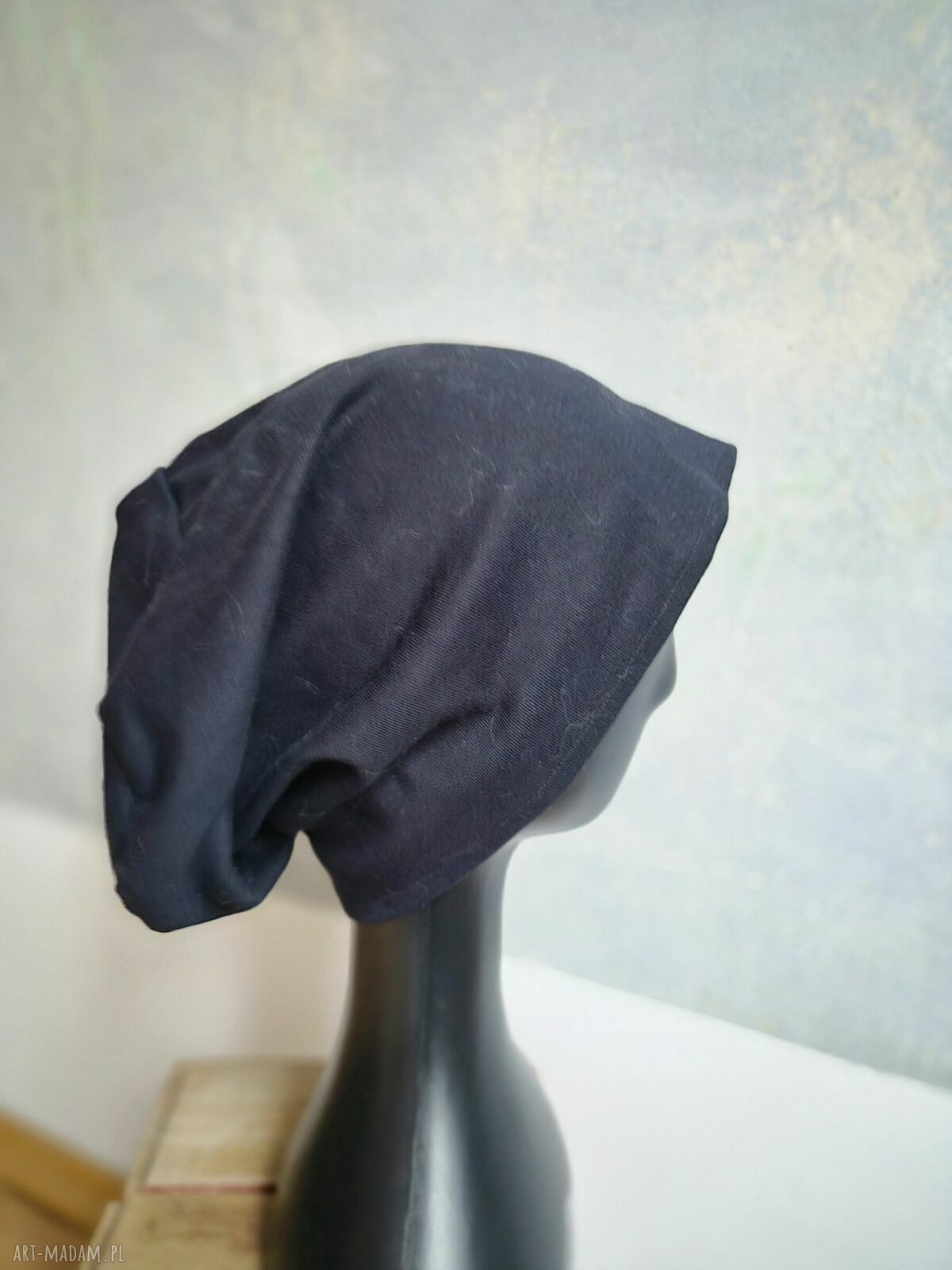 Czapka granatowa unisex z dzianiny - handmade bez podszewki
