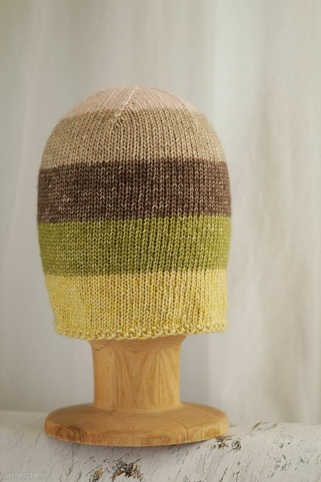 Kolorowa czapka jesienna handmade w pasy