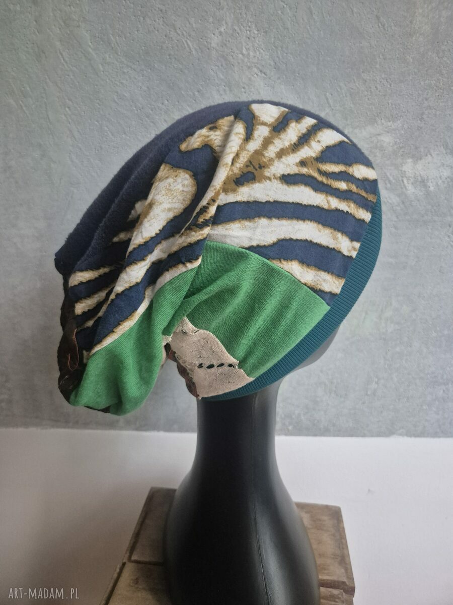 Kolorowa czapka patchworkowa Smerfetka - handmade na podszewce