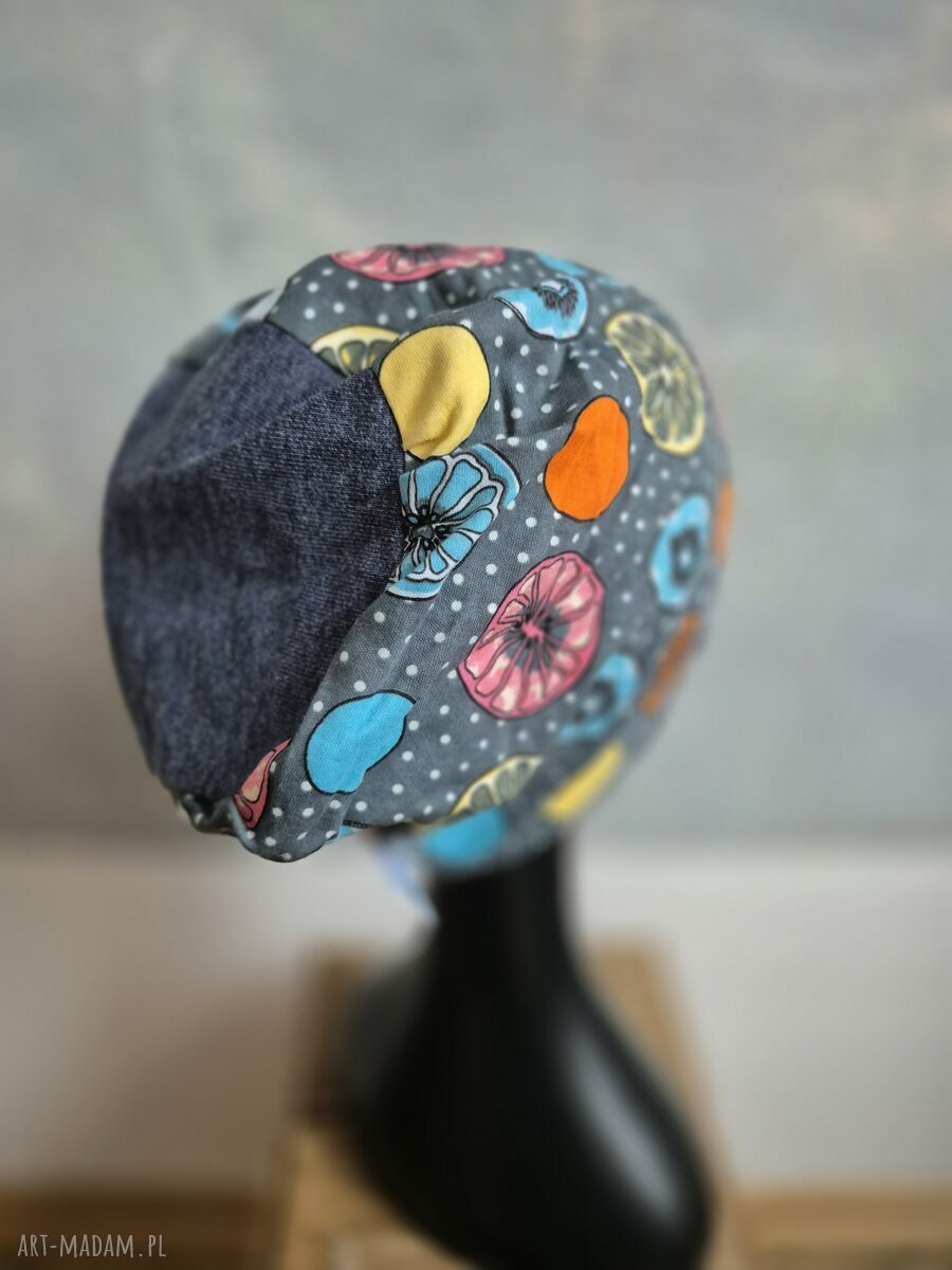 Kolorowa czapka damska krótka na podszewce - rozmiar 56-57 cm