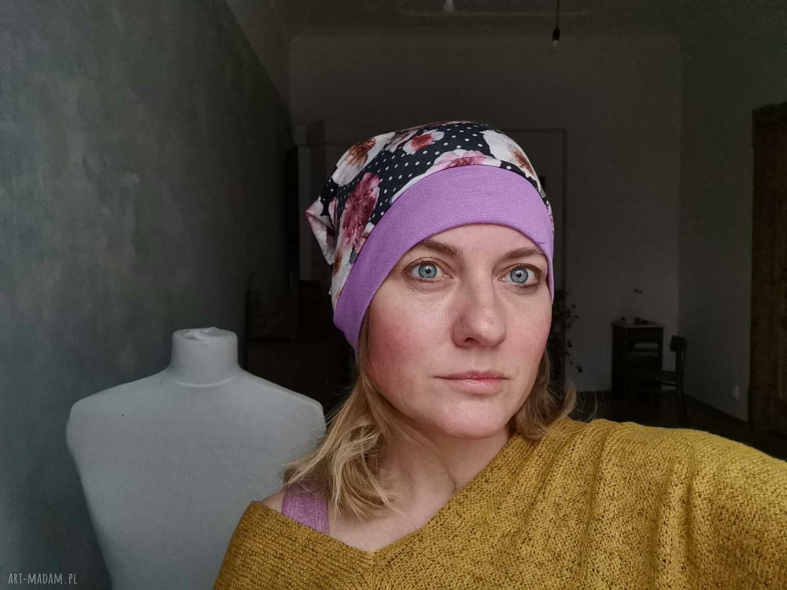 Czapka Kwiatowa Smerfetka bez podszewki - rozmiar uniwersalny