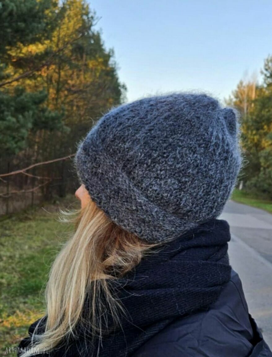 Czapka Luxe unisex na drutach ręcznie dziergana, miękka i elegancka