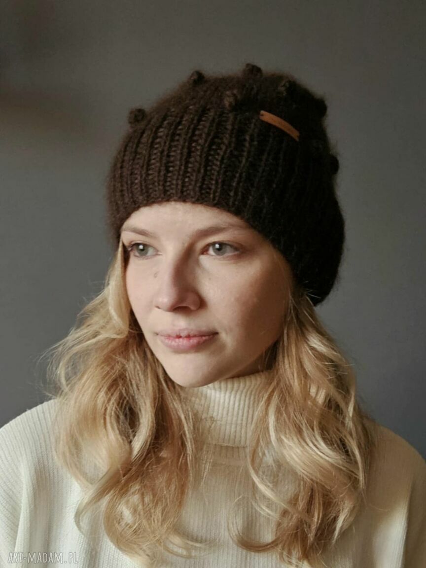 Czapka Luxe na drutach - ręcznie robiona damska czapka zimowa The Wool Art