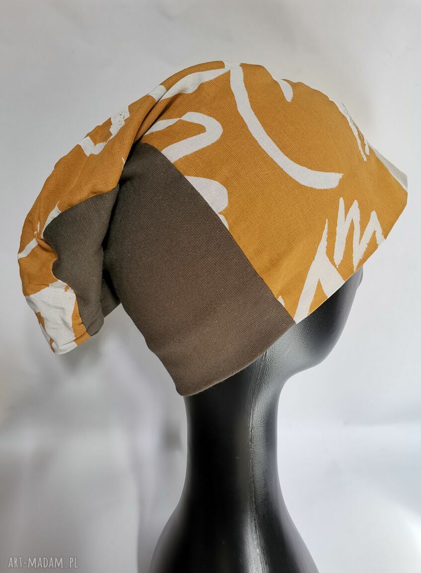 Czapka boho z frędzlami „matka w pracy pracowała o romansie” - one size 58-59