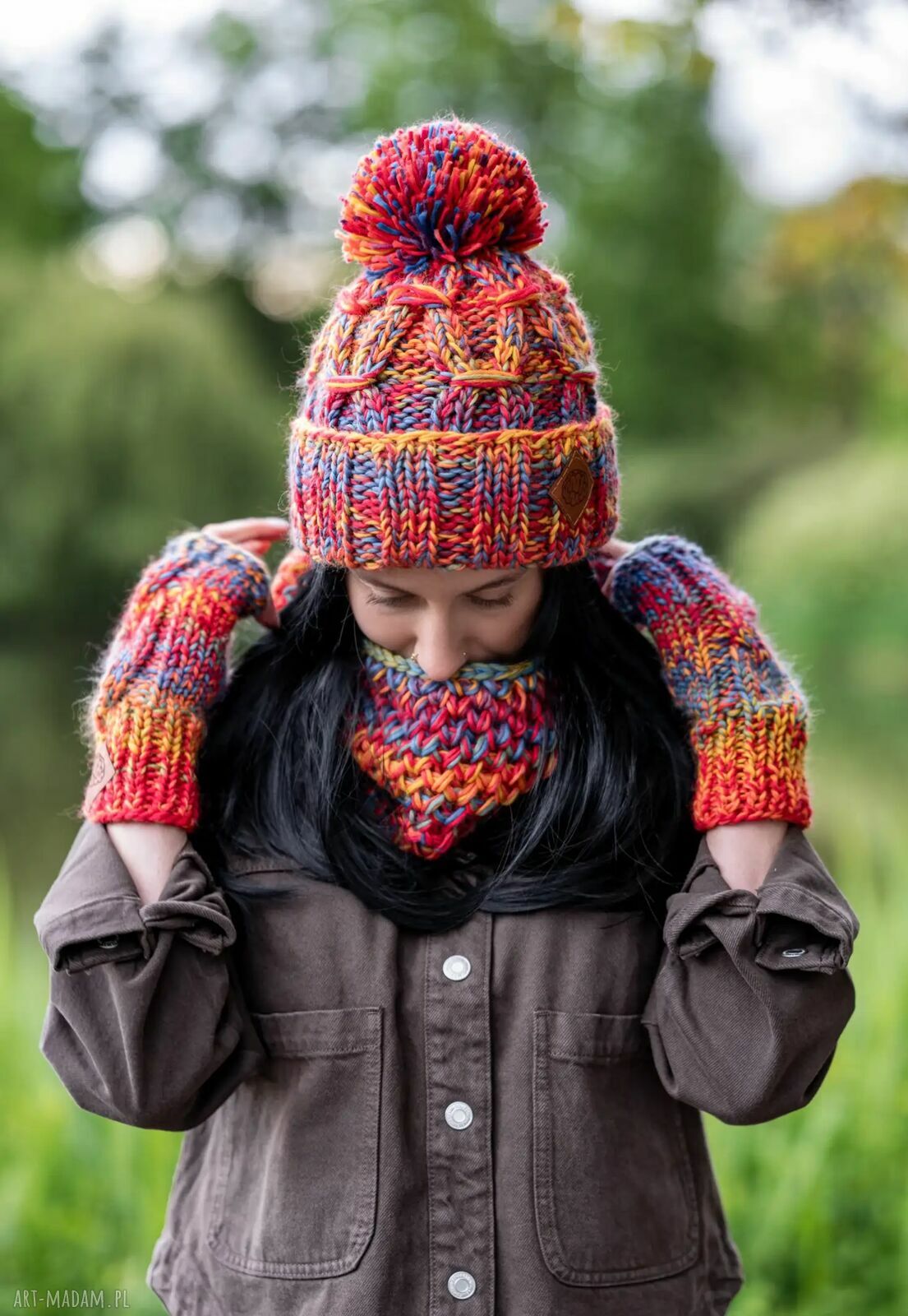 Czapka MERINO 100% Euforia - przygaszone czerwienie