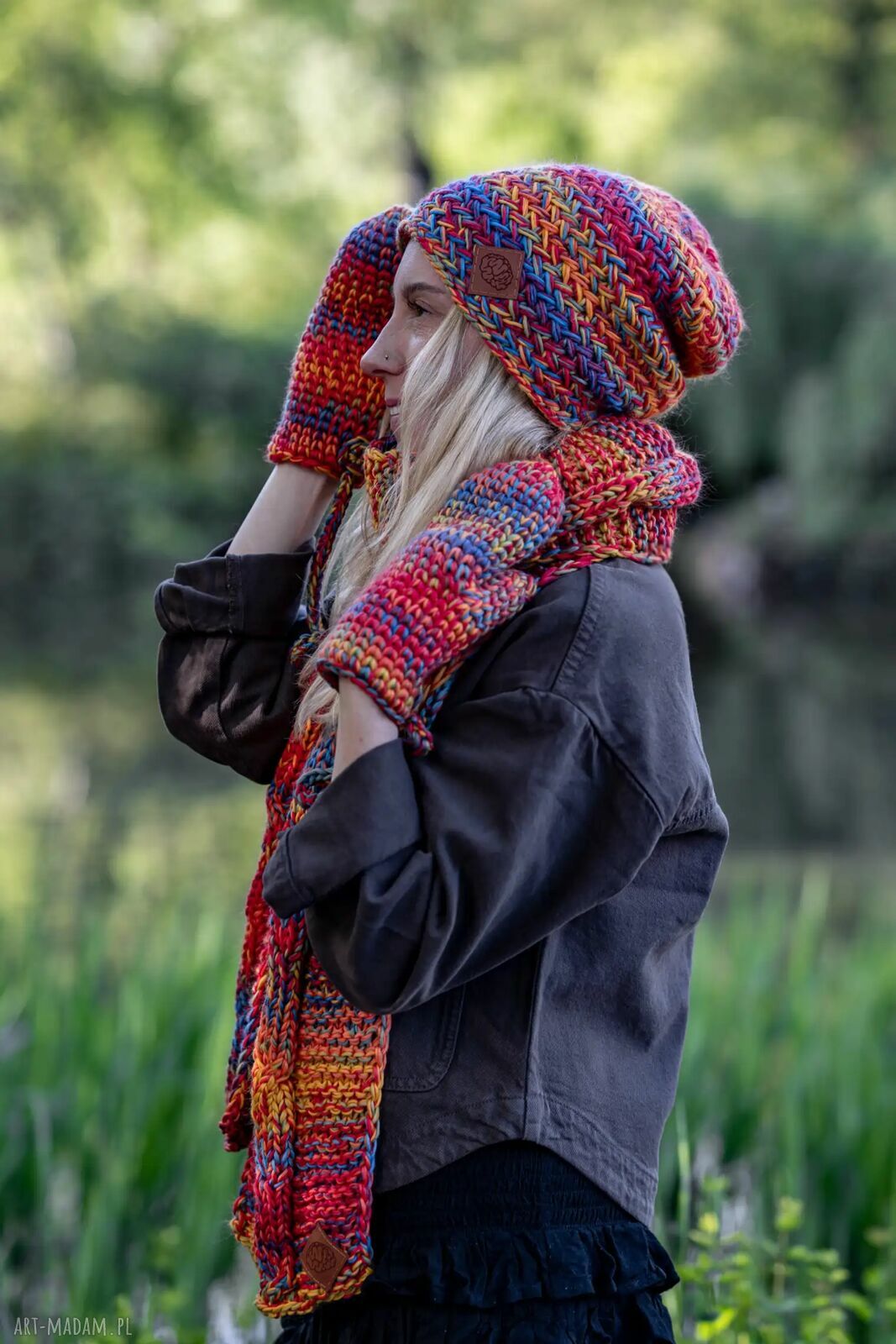 Czapka merino 100% Explorer - przygaszone czerwienie