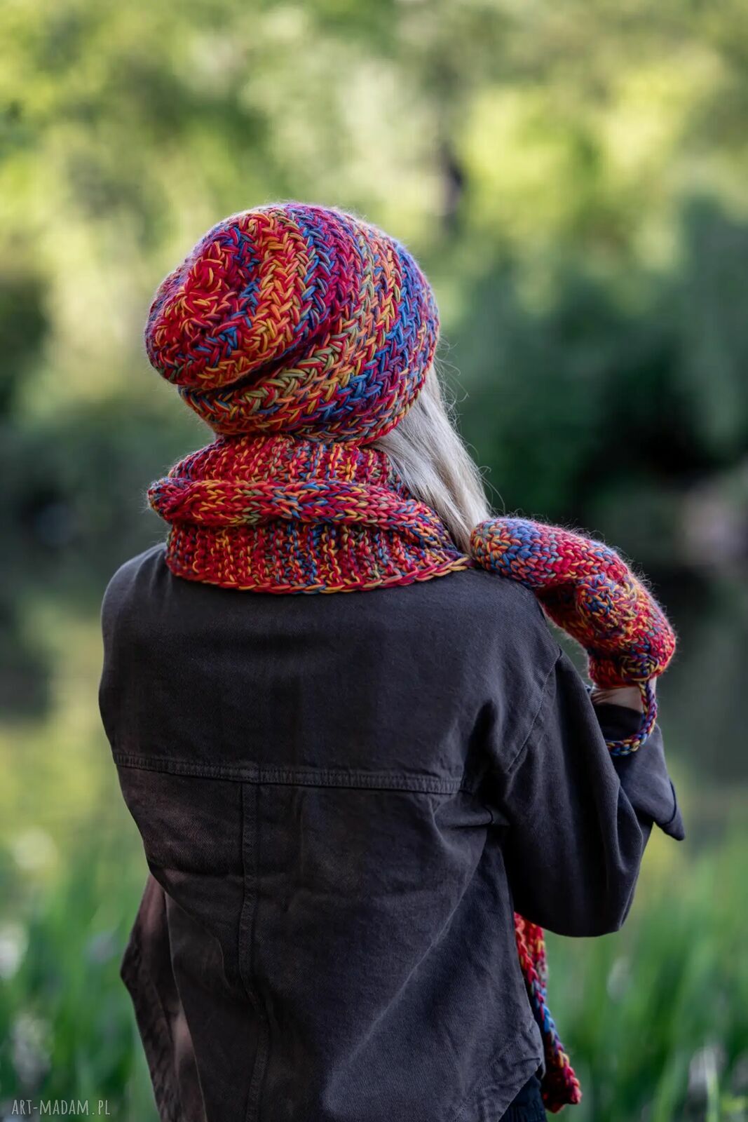 Czapka merino 100% Explorer - przygaszone czerwienie