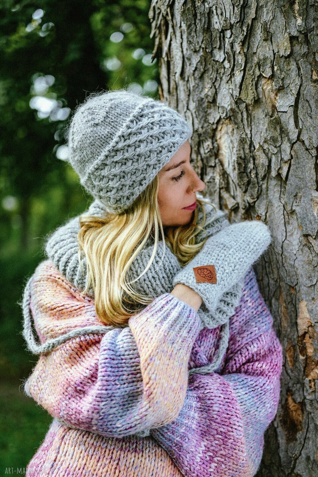 Czapka MERINO HOPE „Wybielony szary” z jedwabną podszewką - handmade
