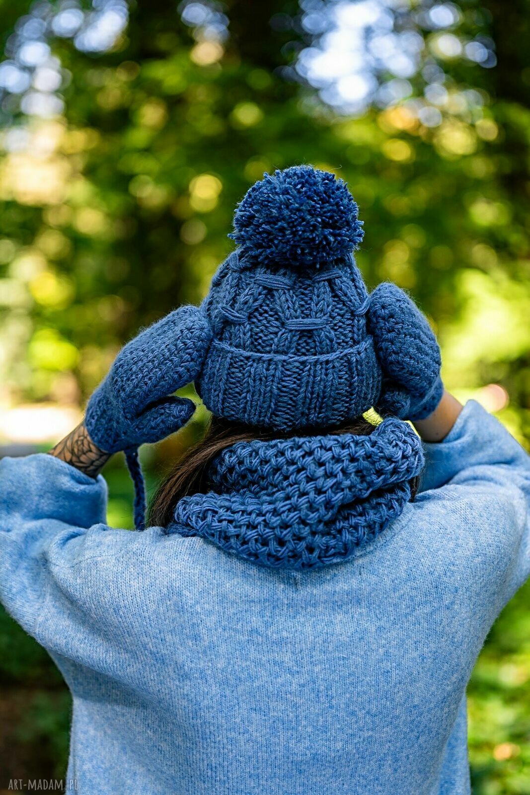 Czapka MERINO Euforia "ciemny niebieski" z jedwabiem - miękka i ciepła